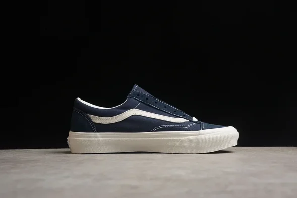 Vans Style 36 Suede VN0A3DZ3RFL 