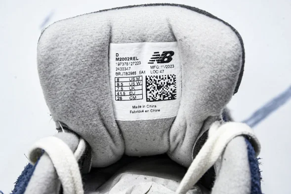 New Balance 2002R M2002REL 