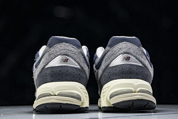 New Balance 2002R M2002REL 