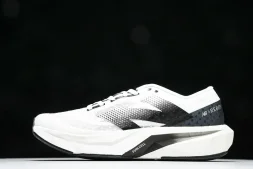 New Balance FuelCell Rebel V4 MRCELK4