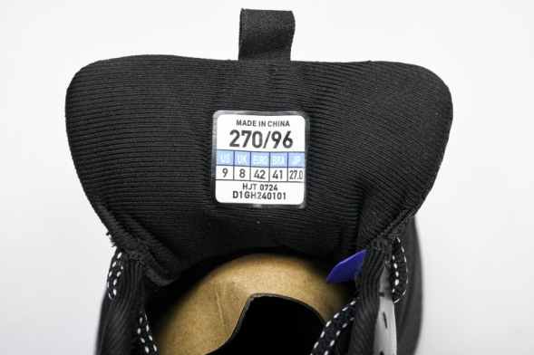 Mizuno Astro Plus D1GH240101 