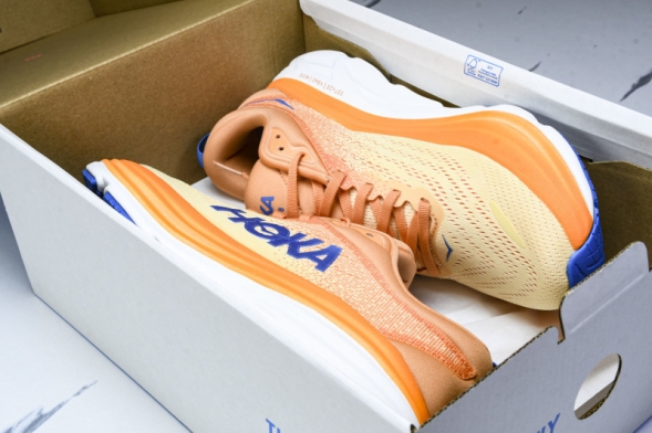 HOKA Bondi 8 1123202 IMON 