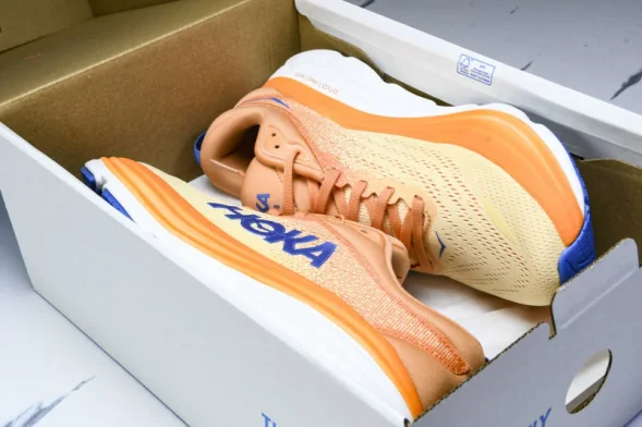 HOKA Bondi 8 1123202 IMON 