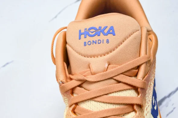 HOKA Bondi 8 1123202 IMON 
