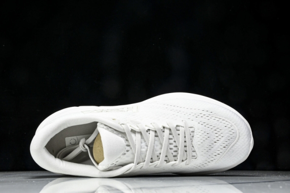 Hoka Rincon 4 1155131 WWH 