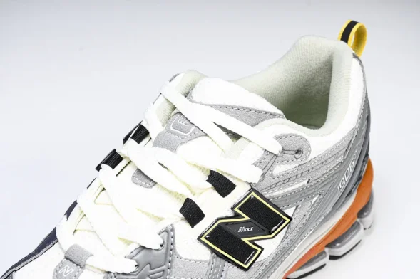 New Balance 1906 M1906NG1 