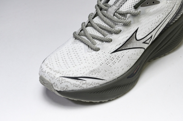 Mizuno Astro Plus D1GH240110 