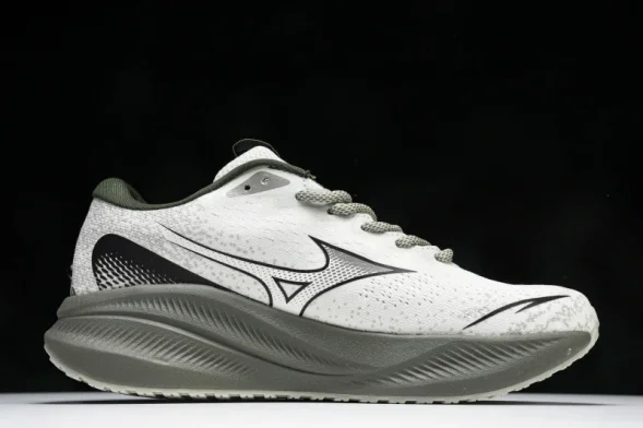 Mizuno Astro Plus D1GH240110 
