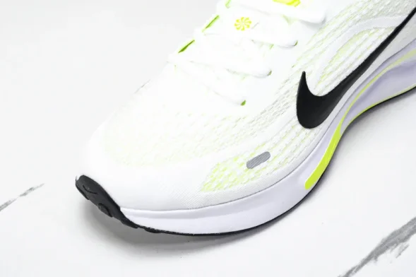 Nike Journey Run FN0228-700 