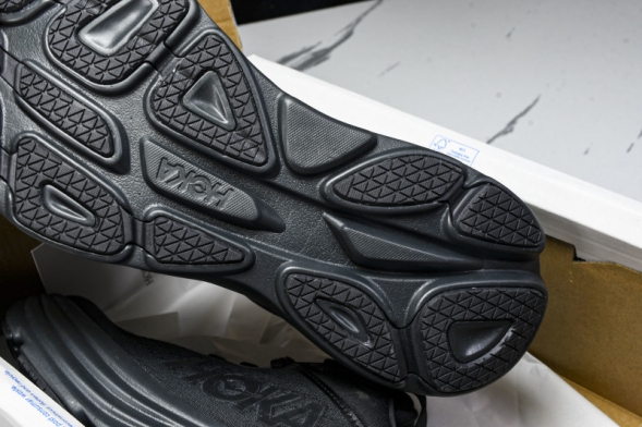 HOKA Bondi 8 1123202 BBLC 