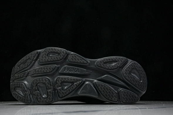 HOKA Bondi 8 1123202 BBLC 