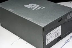 New Balance 2002R M2002RAM