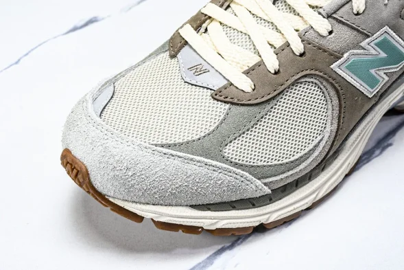 New Balance 2002R M2002RAM 