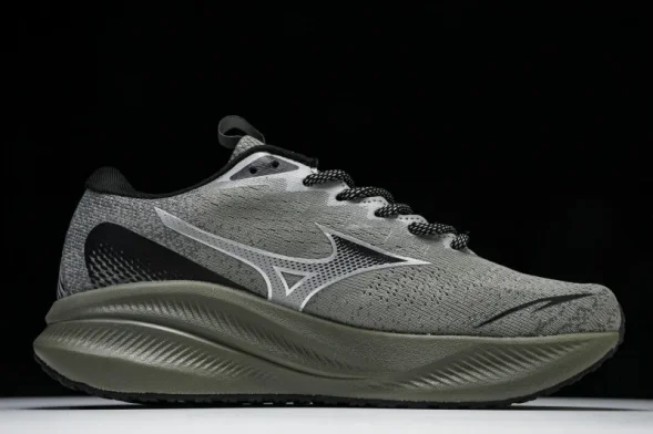 Mizuno Astro Plus D1GH240102 