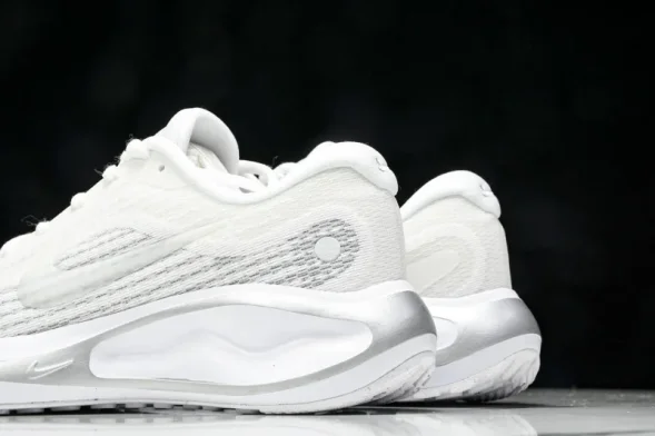 Nike Journey Run FJ7765 102 