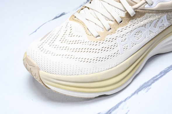 HOKA Bondi 8 1123202 SSEG 