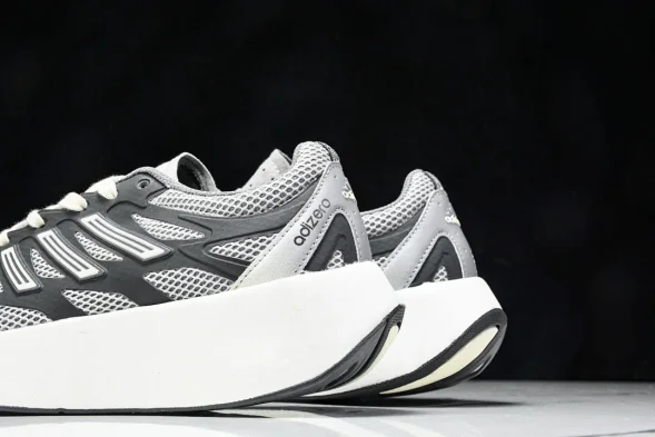 Adidas Adizero Aruku 