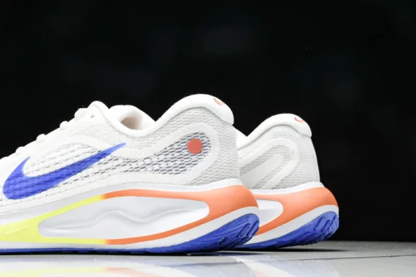 Nike Journey Run HJ9290-085 