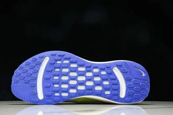 Nike Journey Run HJ9290-085 