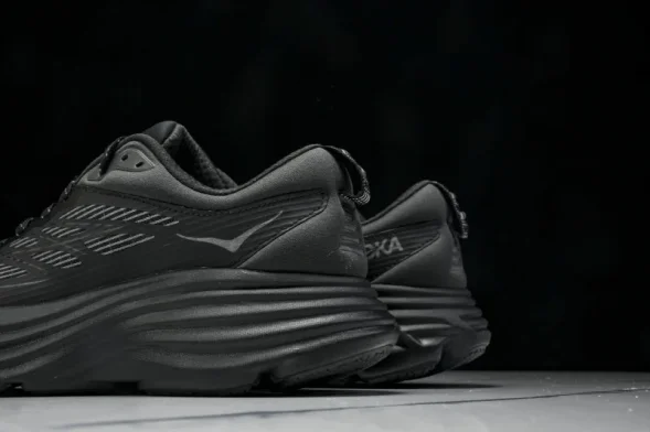 HOKA Bondi 8 1155391 BBLC 