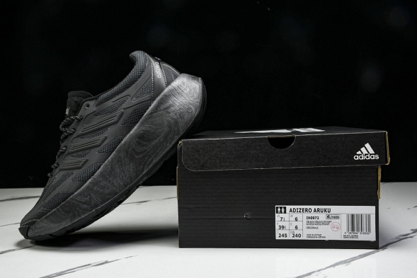 Adidas Adizero Aruku 