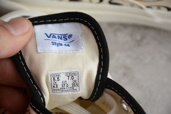 Vans X MOONEYES Authentic 44 DX VN0A5KX4AVP 