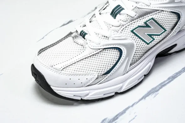 New Balance 530 MR530AB 
