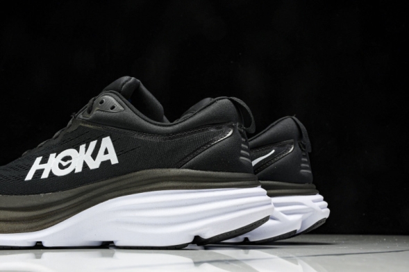 HOKA Bondi 8 1123202 BWHT 