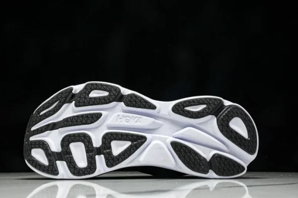 HOKA Bondi 8 1123202 BWHT 