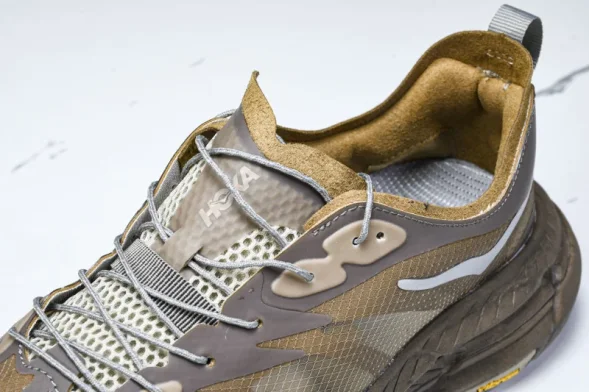 Hoka Satisfy Running Mafate Trail 1157050 RBBR 