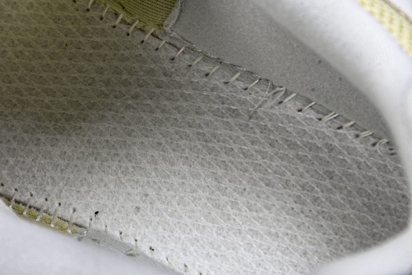 New Balance 2002R ML2002RE 