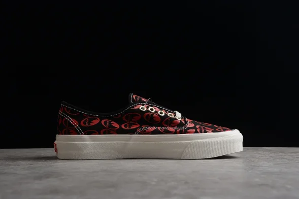 Vans X MOONEYES Authentic 44 DX VN0A5KX4AVO 
