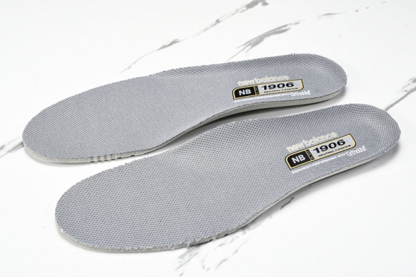 New Balance 1906 U1906AA 