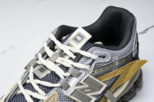 New Balance 1906 U1906AA 