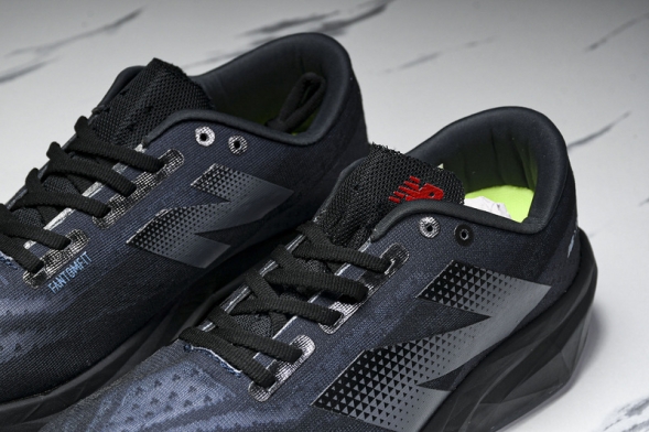 New Balance FuelCell Rebel V4 MFCXLB4  
