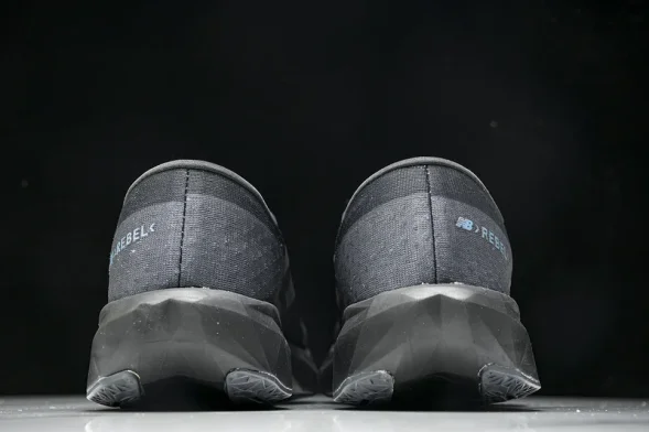 New Balance FuelCell Rebel V4 MFCXLB4  