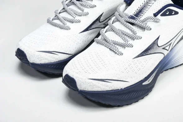 Mizuno Astro Plus D1GH240103 