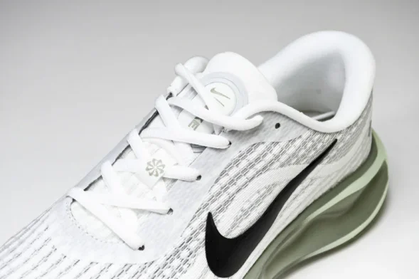 Nike Journey Run FN0228-102 