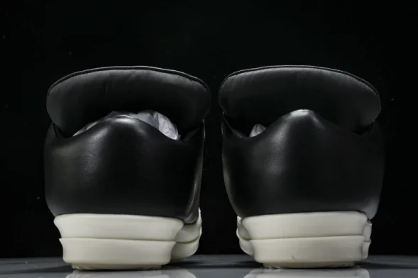 Rick Owens jumbo Lace Padded Low Sneaks RU02C7893 LLPW2 