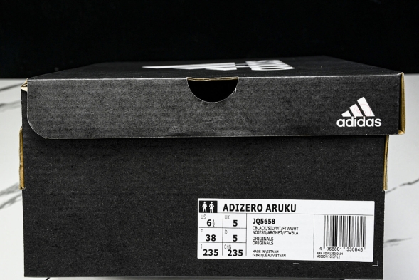 Adidas Adizero Aruku 