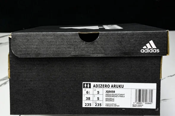Adidas Adizero Aruku 