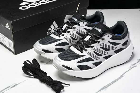 Adidas Adizero Aruku 