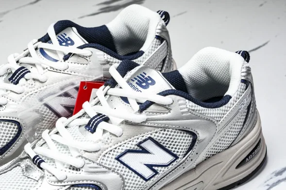 New Balance 530 MR530KA 