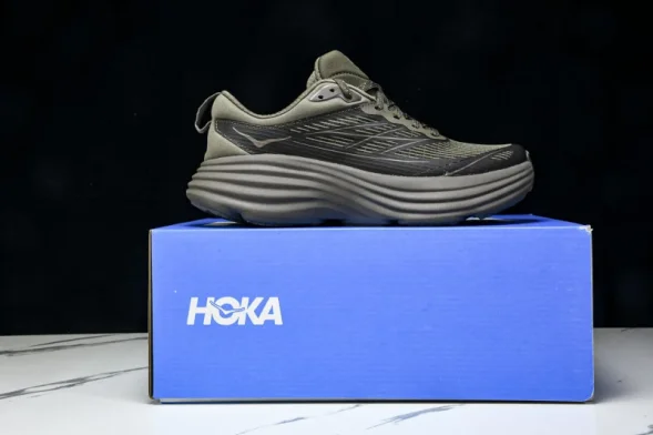 HOKA Bondi 8 1155391 UBR 
