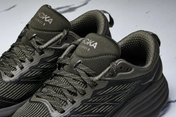 HOKA Bondi 8 1155391 UBR 