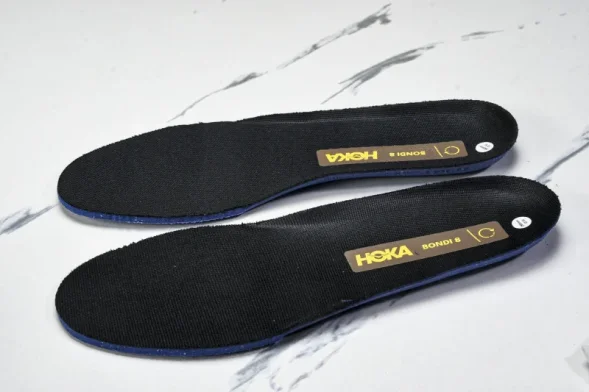 HOKA Bondi 8 1155391 UBR 