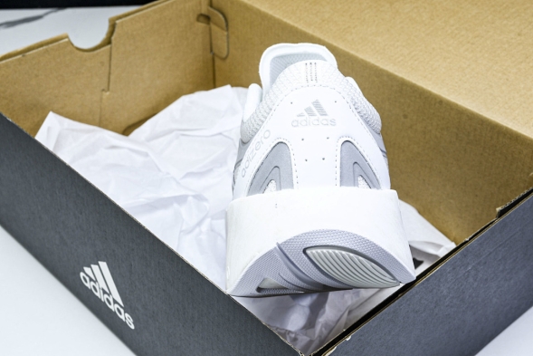 Adidas Adizero Aruku 