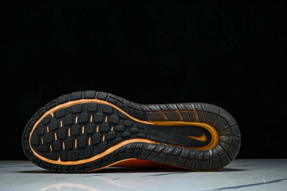 Nike Air Max Phoenix FZ5307-700 