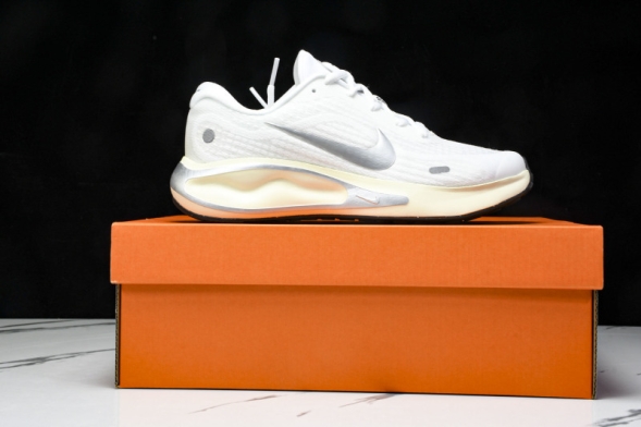 Nike Journey Run FNO228 104 