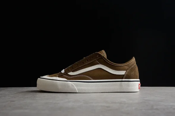 Vans Style 36 Decon VN0A5HYRB9A 